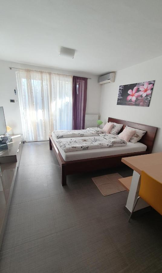 Cypress Garden Apartamento Portorož Exterior foto